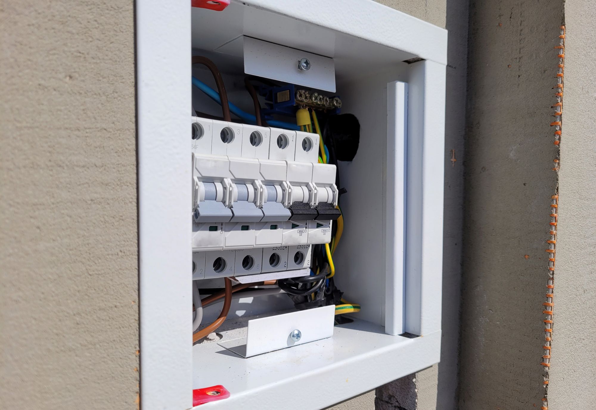 Electrical Contractor in Maplewood, MN